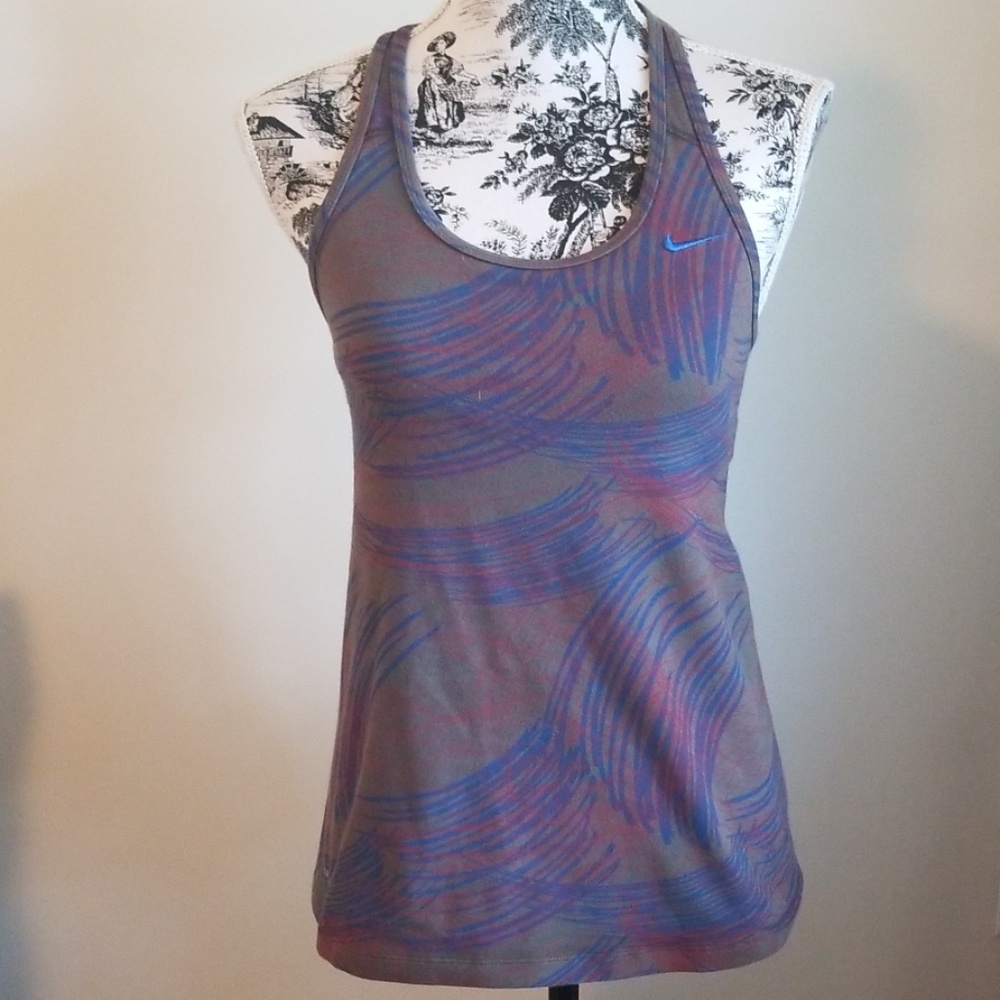 Nike Dri-Fit tank w/built in bra